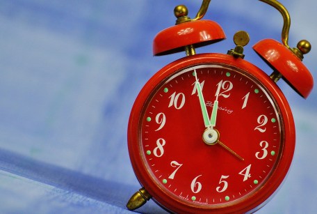 the-eleventh-hour-1254186_1920