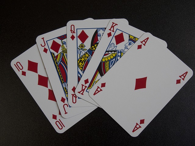 playing-cards-809356_640