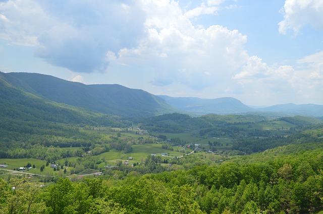 mountains-773920_640