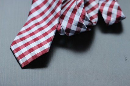 necktie-987784_640.jpg